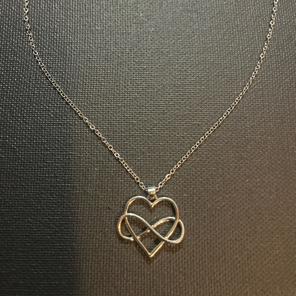 Silver Stainless Steel Infinity Heart Eternal Love Sign Pendant Necklace 18”